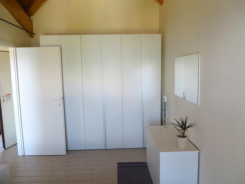 Kenya Apartment Stresa Bagian luar foto
